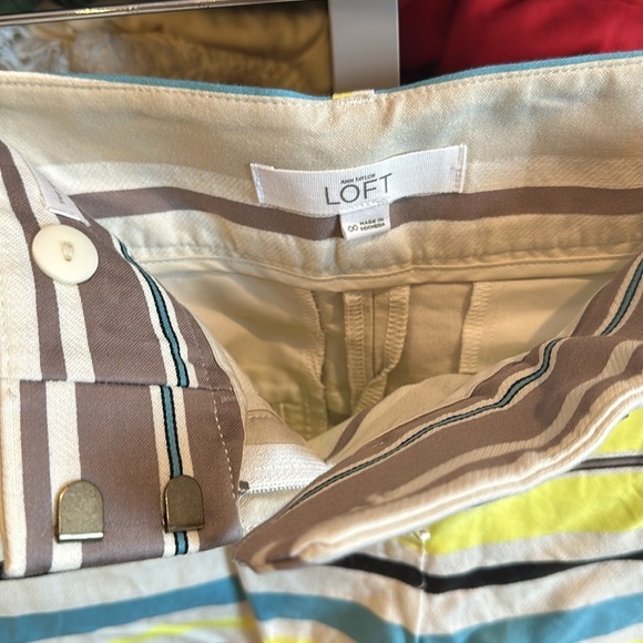 Loft Riviera 4” cream/teal/tan/yellow striped shorts size 00 (fits like 0-2)​ - Picture 2 of 3
